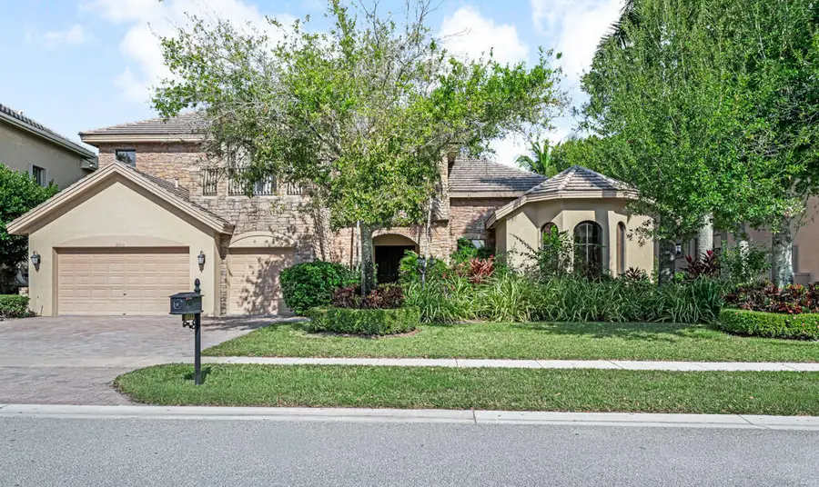 10513 Versailles Boulevard, Wellington, FL 33449 - #2