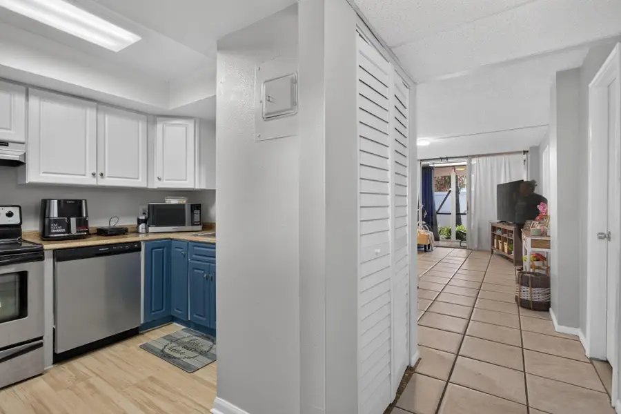 118 Royal Pk Drive #1f, Oakland Park, FL 33309 - #3