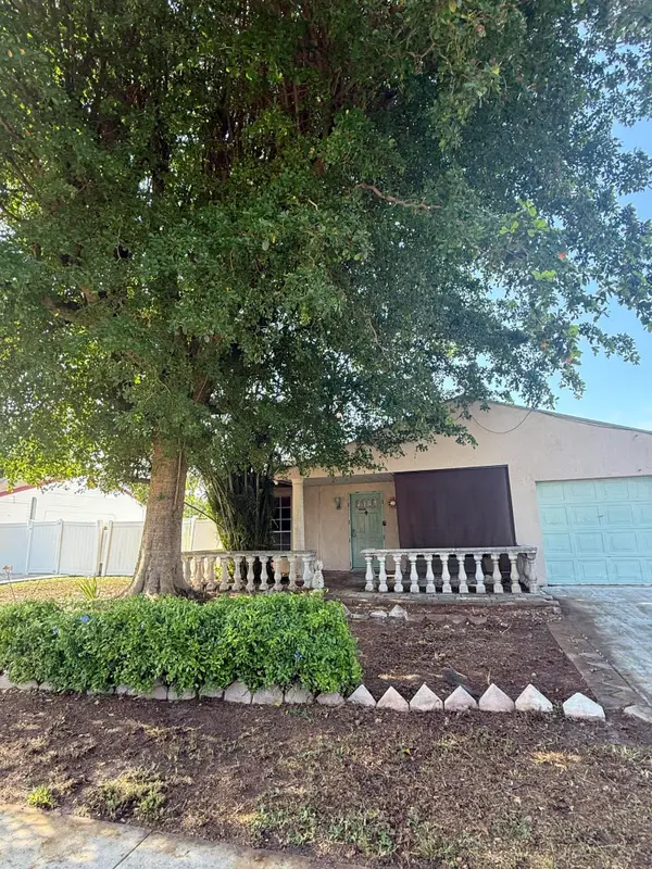 10685 Bobbie Lane, Royal Palm Beach, FL 33411