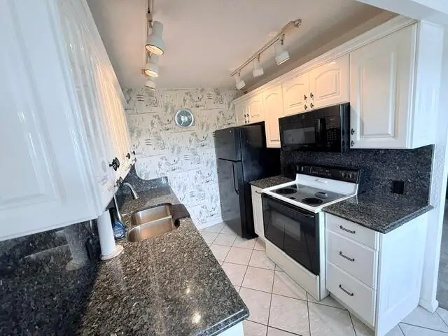 4065 Harwood E, Deerfield Beach, FL 33442 - #2
