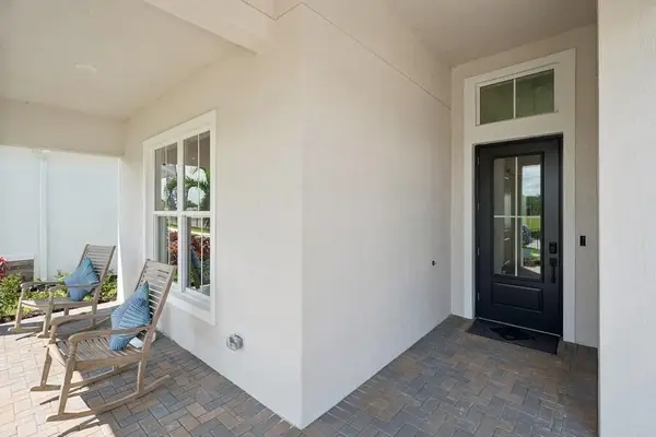 10121 NW Field Flower Trail, Port St Lucie, FL 34987