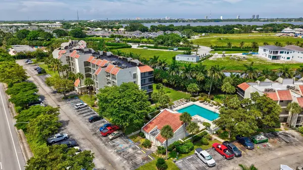 3000 Presidential Way #201, West Palm Beach, FL 33401