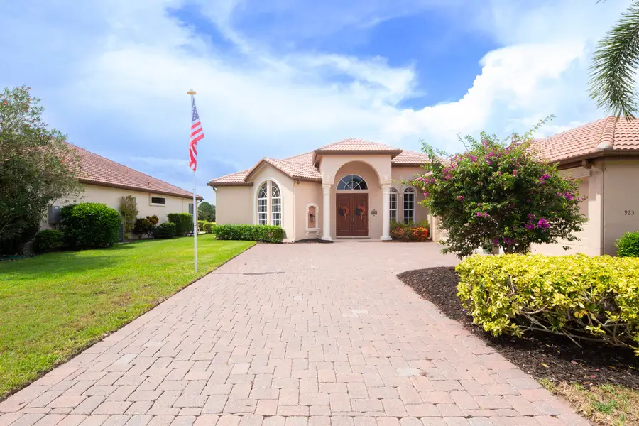 923 SW Grand Reserves Boulevard, Port Saint Lucie, FL 34986 - #2
