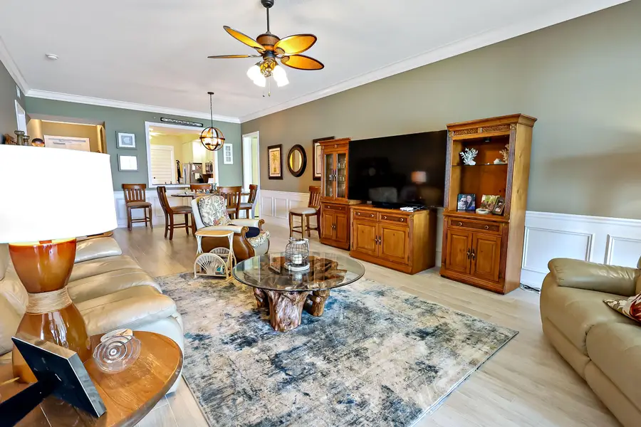 21 Harbour Isle Drive W #Ph02, Fort Pierce, FL 34949 - #2