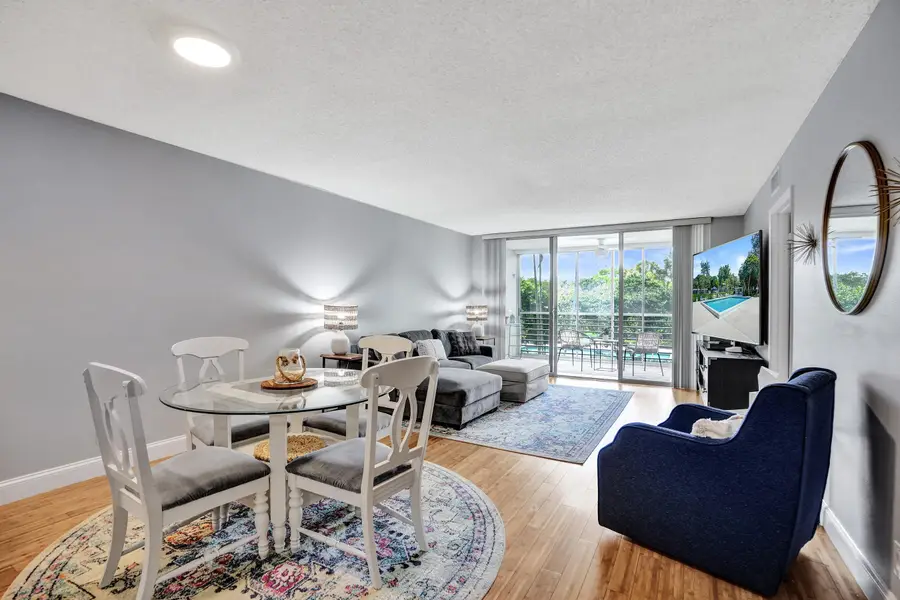 4200 Oaks Terrace #203, Pompano Beach, FL 33069 - #2
