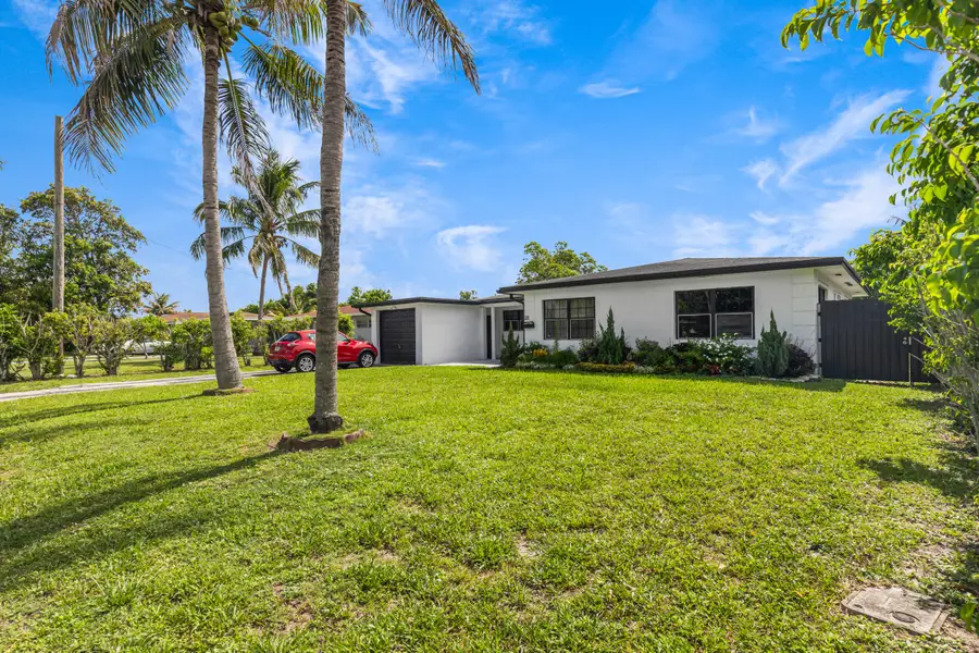 24 NW 42nd Terrace, Plantation, FL 33317 - #3