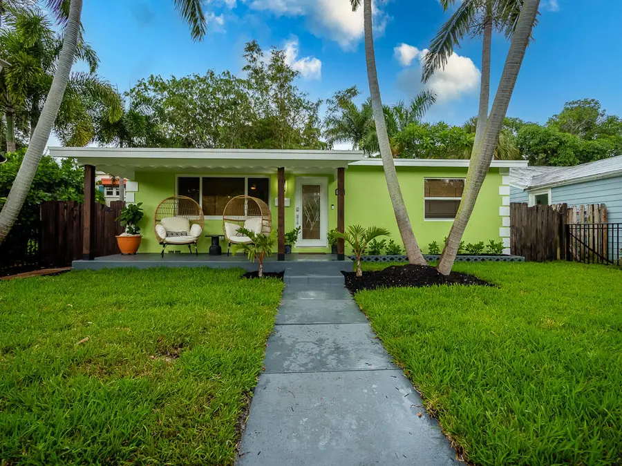 418 N Palmway, Lake Worth Beach, FL 33460 - #2