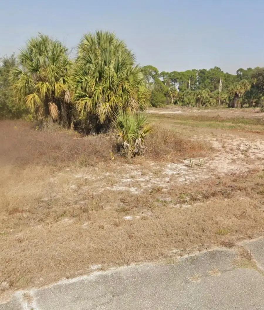 248 Manhattan Avenue, Labelle, FL 33935 - #2