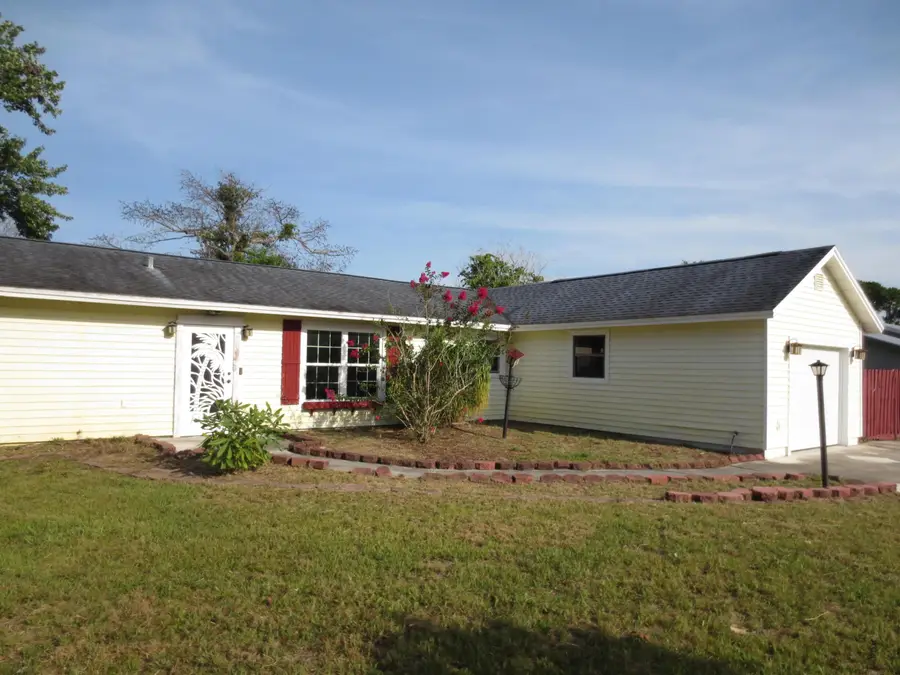 782 NW Selvitz Road, Port Saint Lucie, FL 34983 - #3