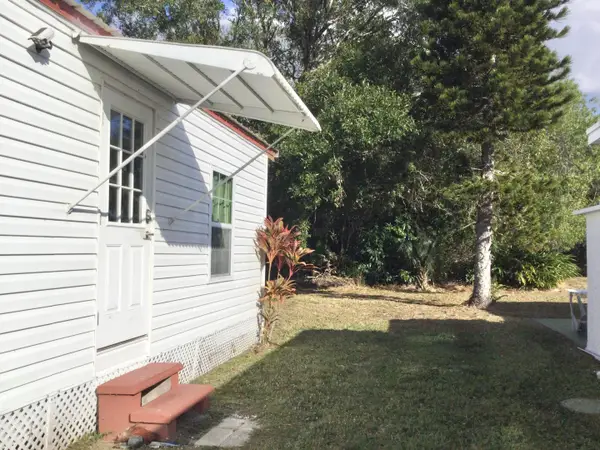 42 Golf Drive, Port St Lucie, FL 34952