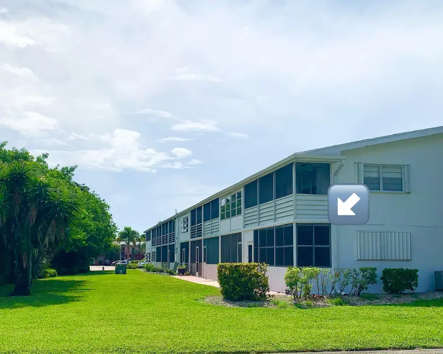 81 Kingswood E, West Palm Beach, FL 33417 - #2