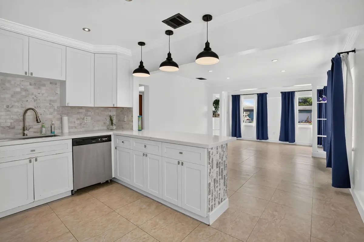 2427 Harding Street, Hollywood, FL 33020 - #1