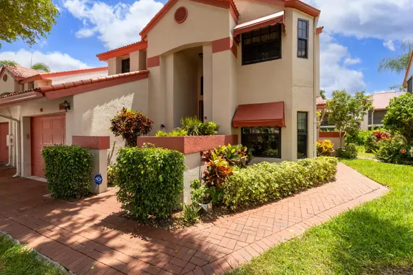 7681 Lexington Club Boulevard #D, Delray Beach, FL 33446