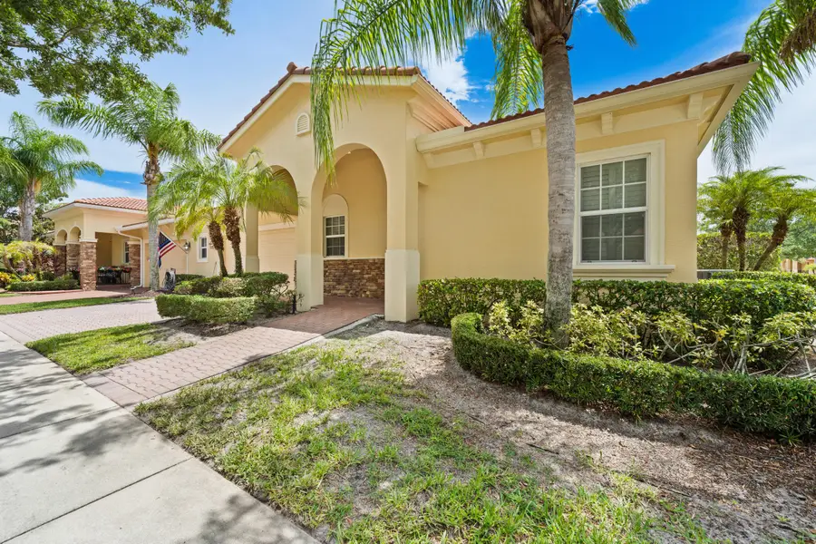 10117 SW Canossa Way, Port Saint Lucie, FL 34986 - #2