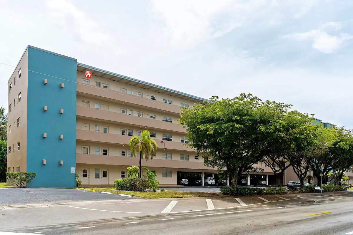 300 NE 14th Avenue #501, Hallandale Beach, FL 33009 - #1