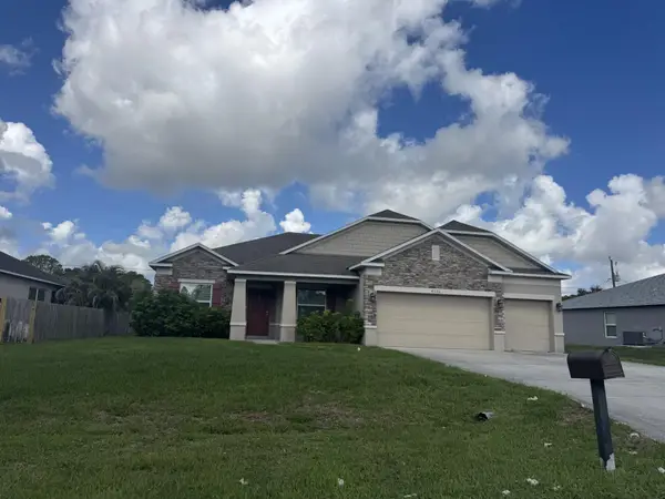 4026 SW Mccandless Street, Port St Lucie, FL 34953