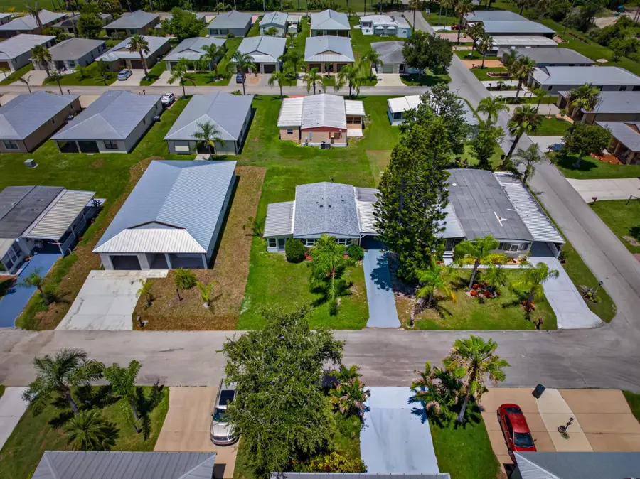 48 Florida Way, Port Saint Lucie, FL 34952 - #2