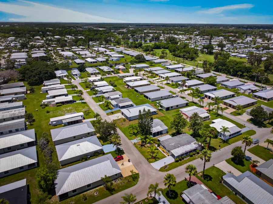 48 Florida Way, Port Saint Lucie, FL 34952 - #3