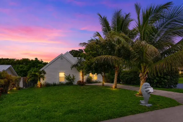 5119 Oak Hill Road, Delray Beach, FL 33484