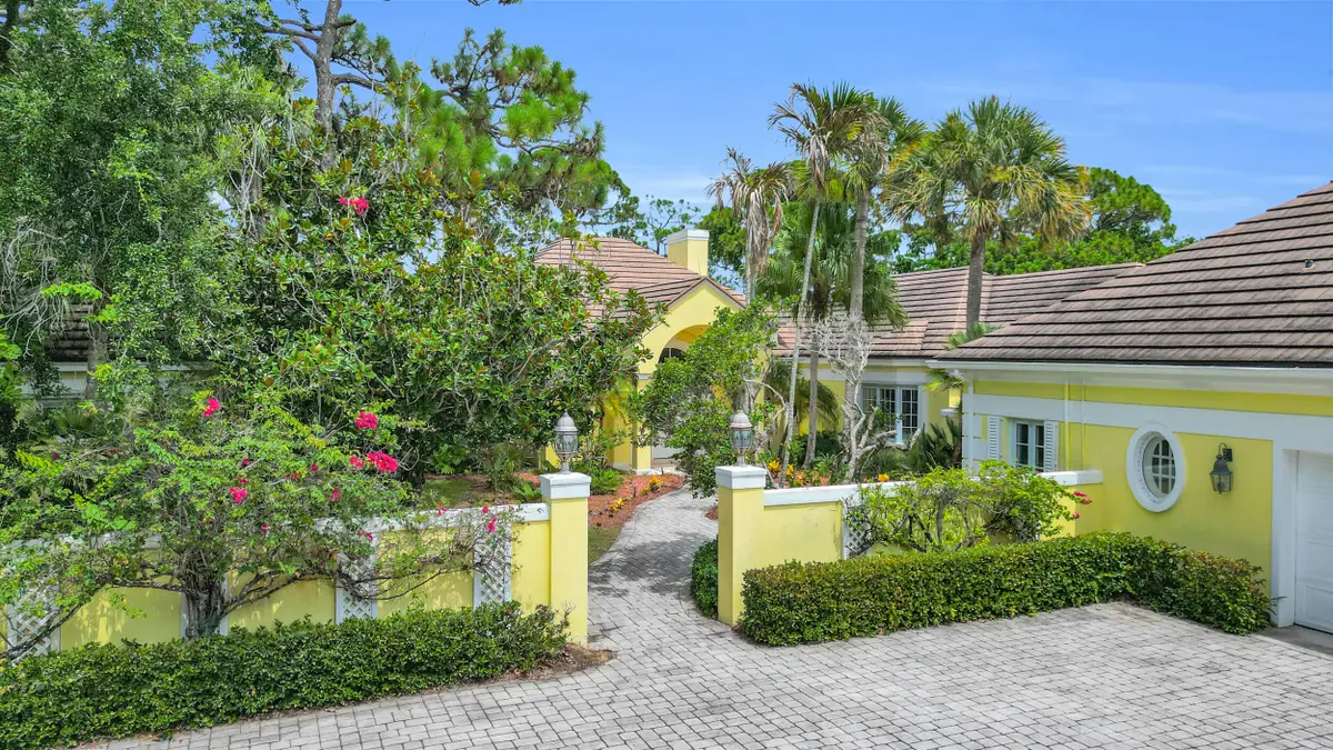 7107 SE Golfhouse Drive, Hobe Sound, FL 33455 - #1