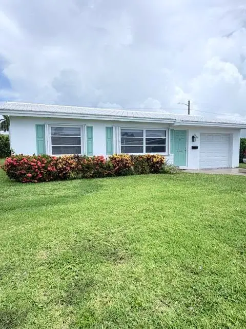 1308 SW 24th Street, Boynton Beach, FL 33426