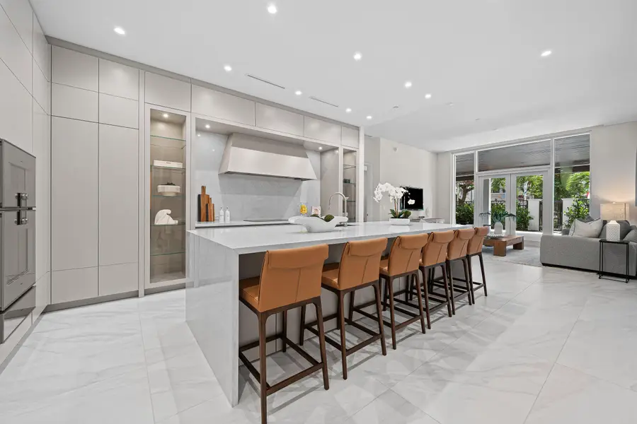 220 SE Mizner Boulevard #102, Boca Raton, FL 33432 - #2