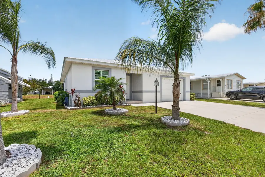 38 Spanish Way, Port Saint Lucie, FL 34952 - #3