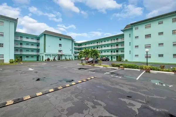 4141 NW 44th Avenue #116, Lauderdale Lakes, FL 33319