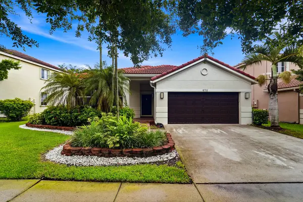 970 Tulip Circle, Weston, FL 33327