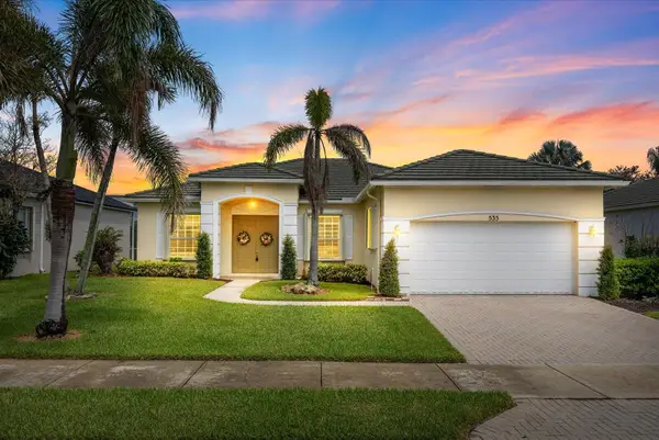 535 SW Lake Manatee Way, Port St Lucie, FL 34986