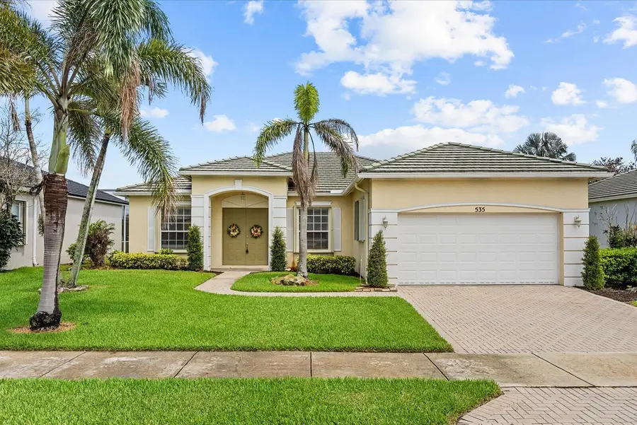 535 SW Lake Manatee Way, Port Saint Lucie, FL 34986 - #2