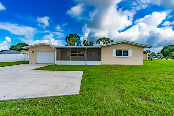 613 Beach Avenue, Port St Lucie, FL 34952