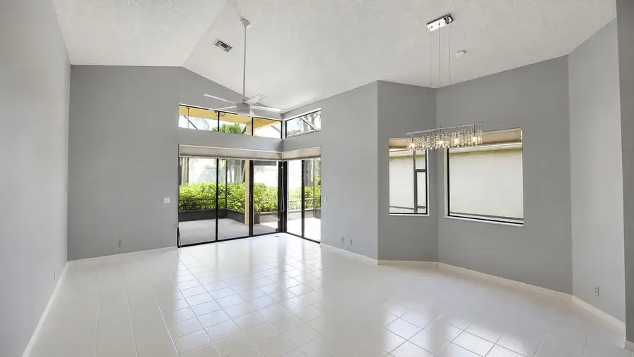 10139 Lexington Circle N, Boynton Beach, FL 33436 - #3