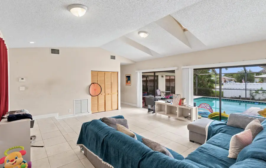 4409 NW 112th Avenue, Coral Springs, FL 33065 - #3