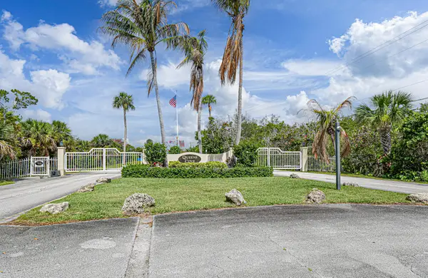116 Queen Christina Court, Fort Pierce, FL 34949
