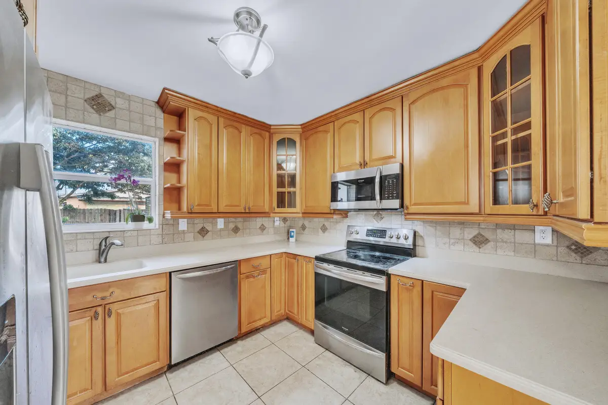 301 N 65th Way, Hollywood, FL 33024 - #1