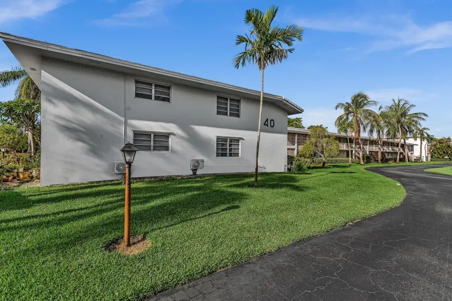40 SE 13th Street #A2, Boca Raton, FL 33432 - #2