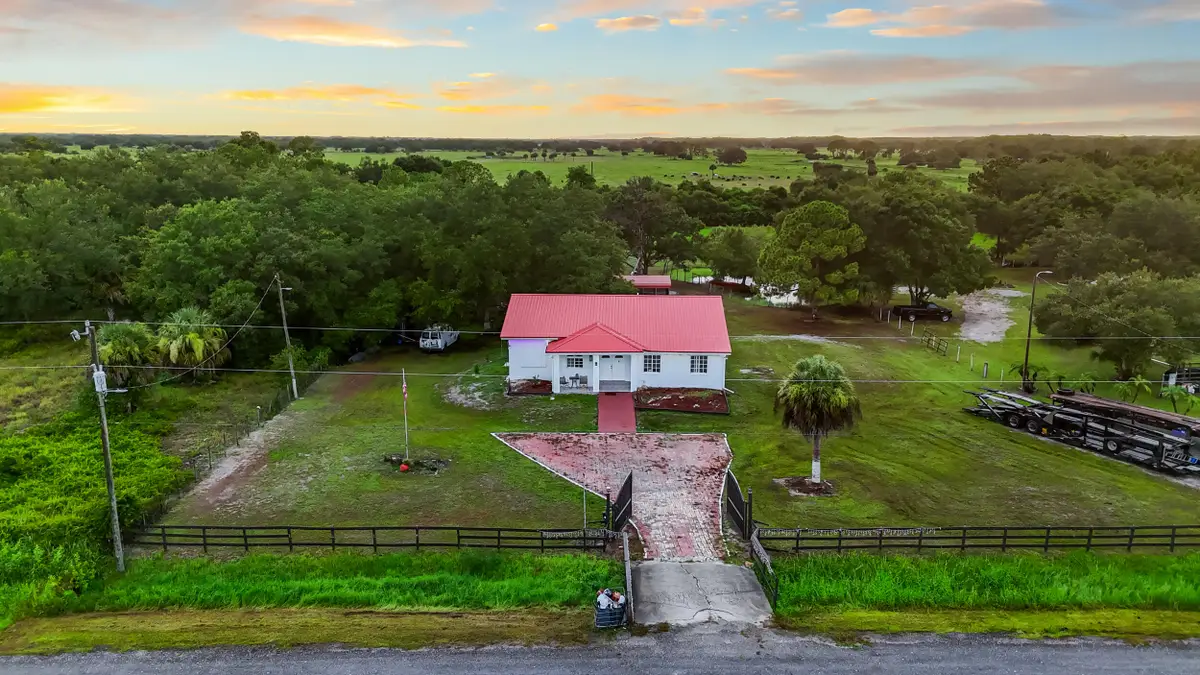 340 S Arboleda Street, Clewiston, FL 33440 - #1