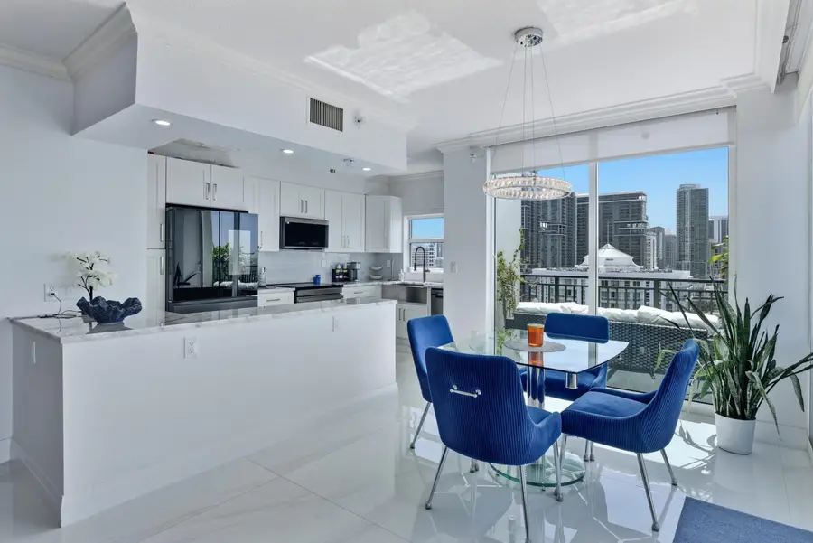 600 W Las Olas Boulevard #1808s, Fort Lauderdale, FL 33312 - #3