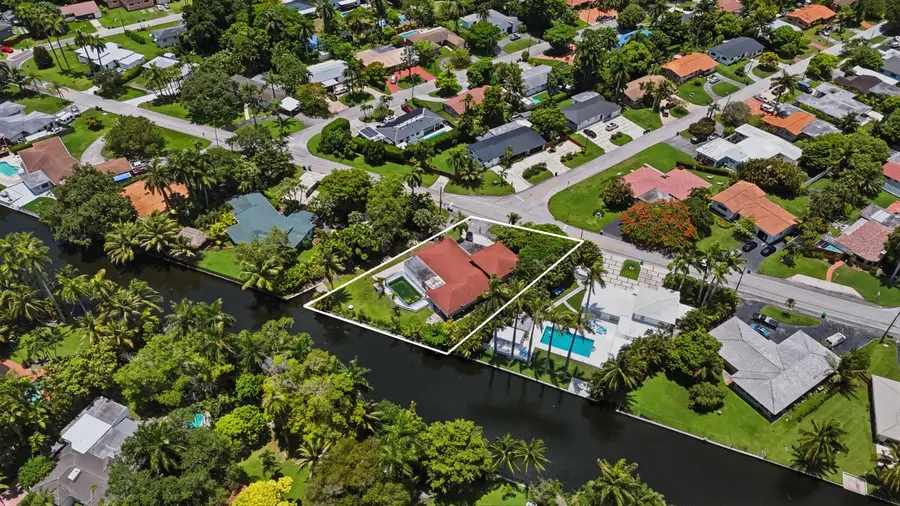 11401 W Biscayne Canal Road, Miami, FL 33161 - #2
