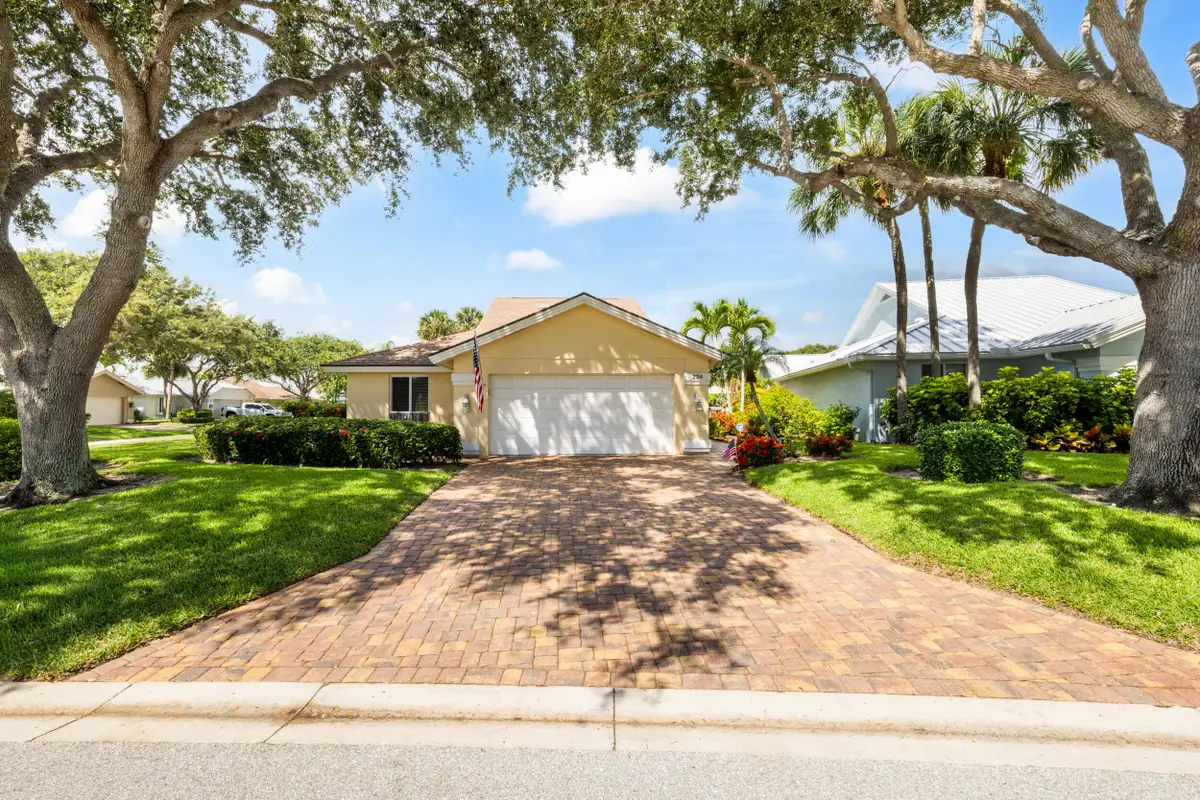224 Cape Pointe Circle, Jupiter, FL 33477 - #1