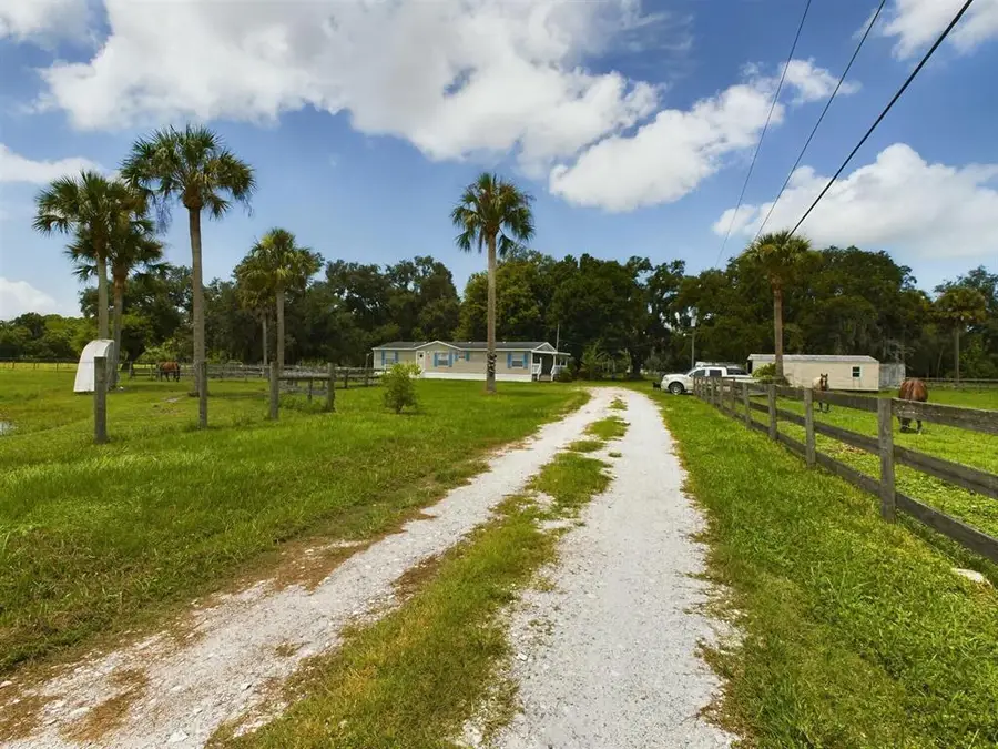945 NE 28th Avenue, Okeechobee, FL 34972 - #2