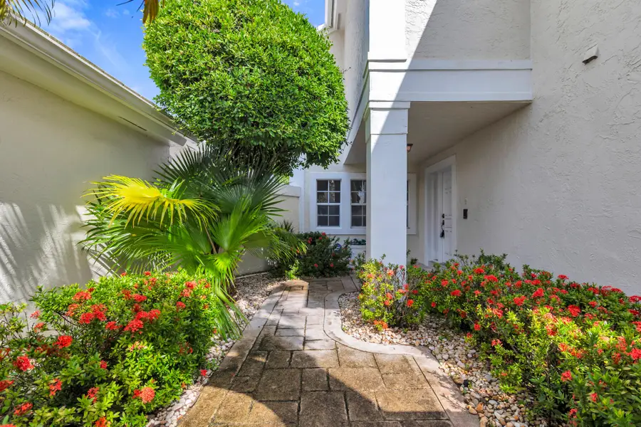 22 Selby Lane, Palm Beach Gardens, FL 33418 - #3