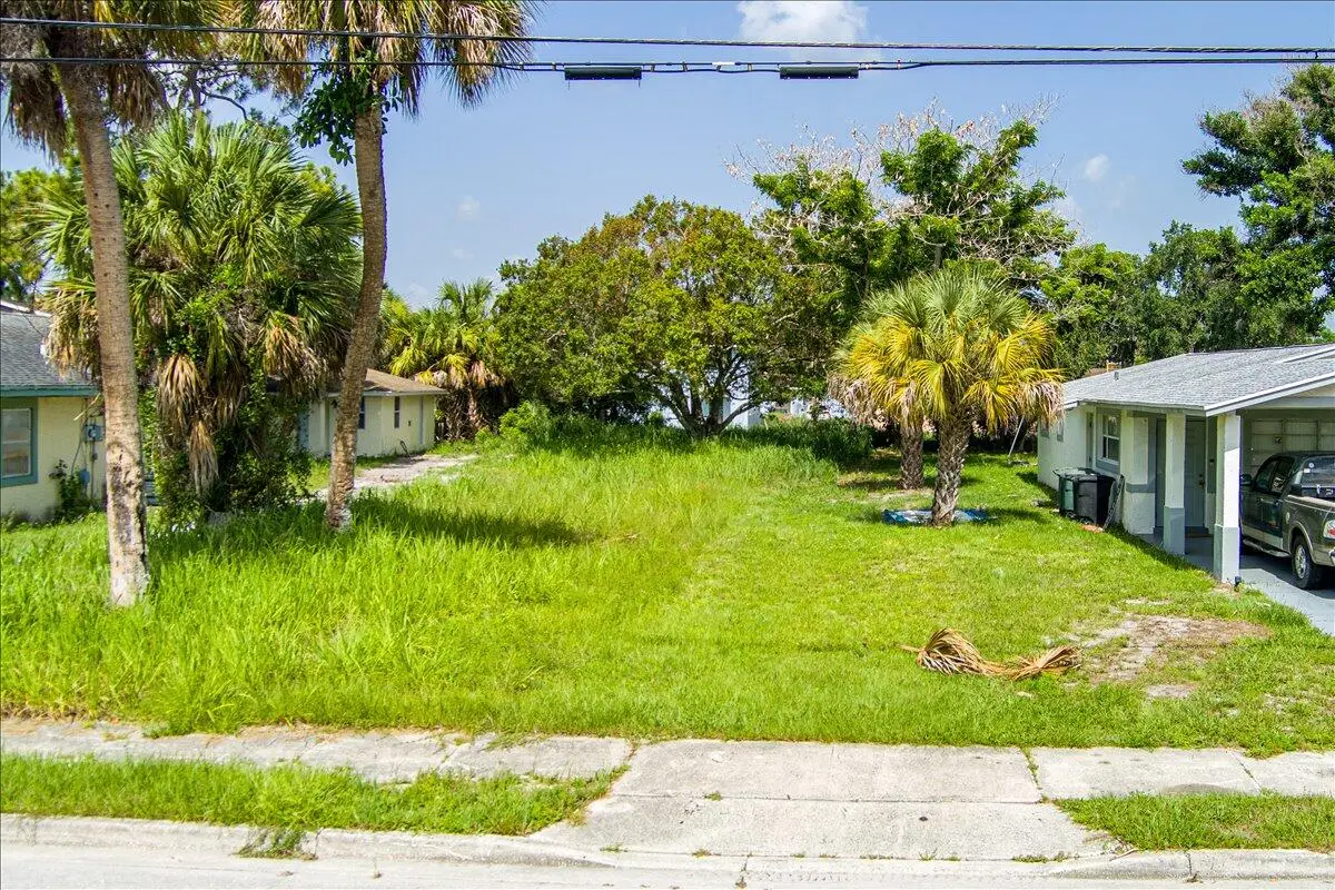 807 N 22nd N Street, Fort Pierce, FL 34950 - #1