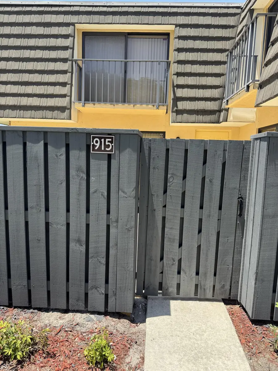915 9th Way, West Palm Beach, FL 33407 - #2