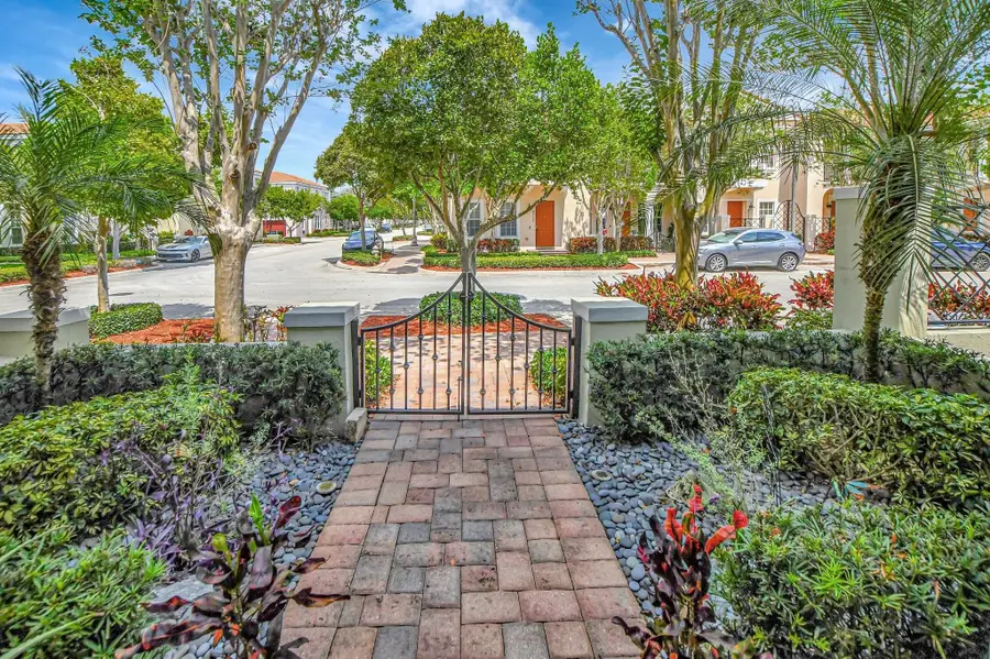 8316 NW 9th Avenue, Boca Raton, FL 33487 - #3
