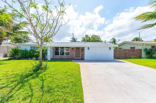 1183 SE 1st Way, Deerfield Beach, FL 33441
