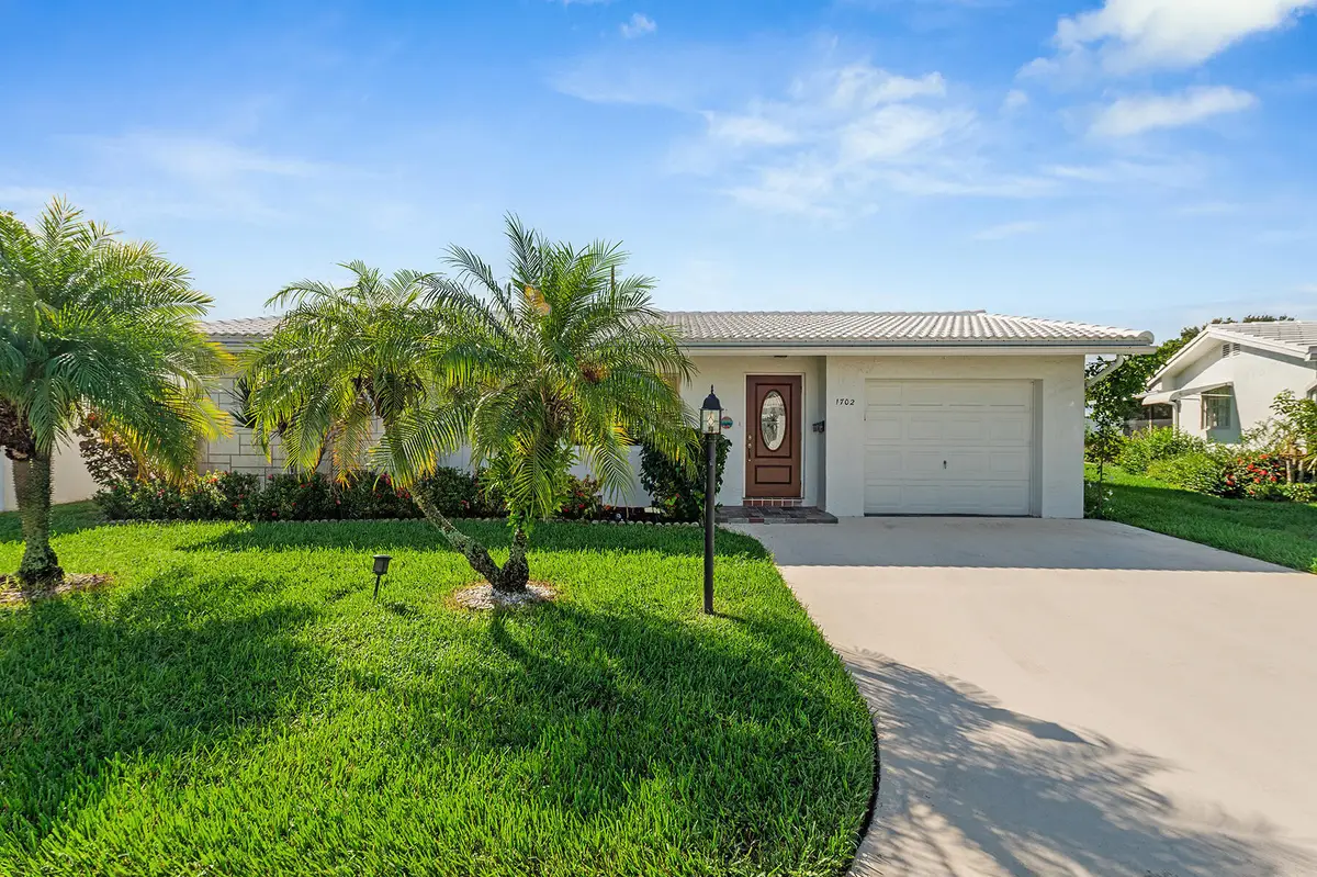 1702 SW 14th Avenue, Boynton Beach, FL 33426 - #1