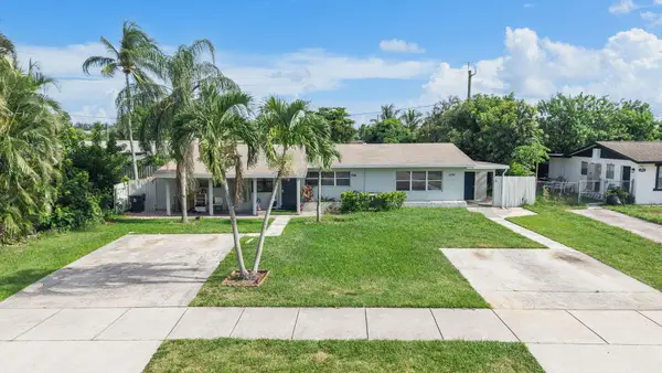3194 Prince Drive, Lake Worth Beach, FL 33461