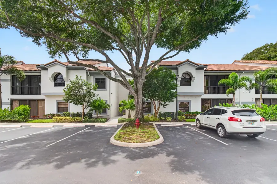 5450 Verona Drive #P, Boynton Beach, FL 33437 - #3
